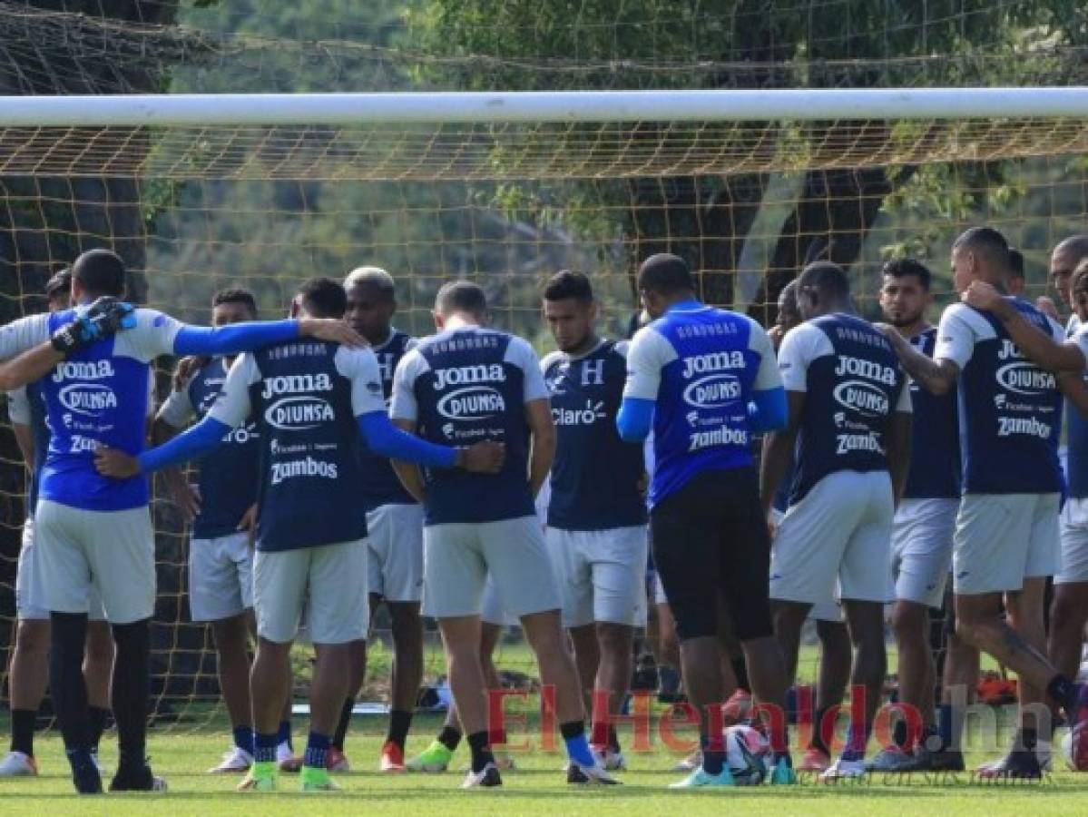 Fabián Coito no da pistas sobre el 11 inicial de Honduras ante México