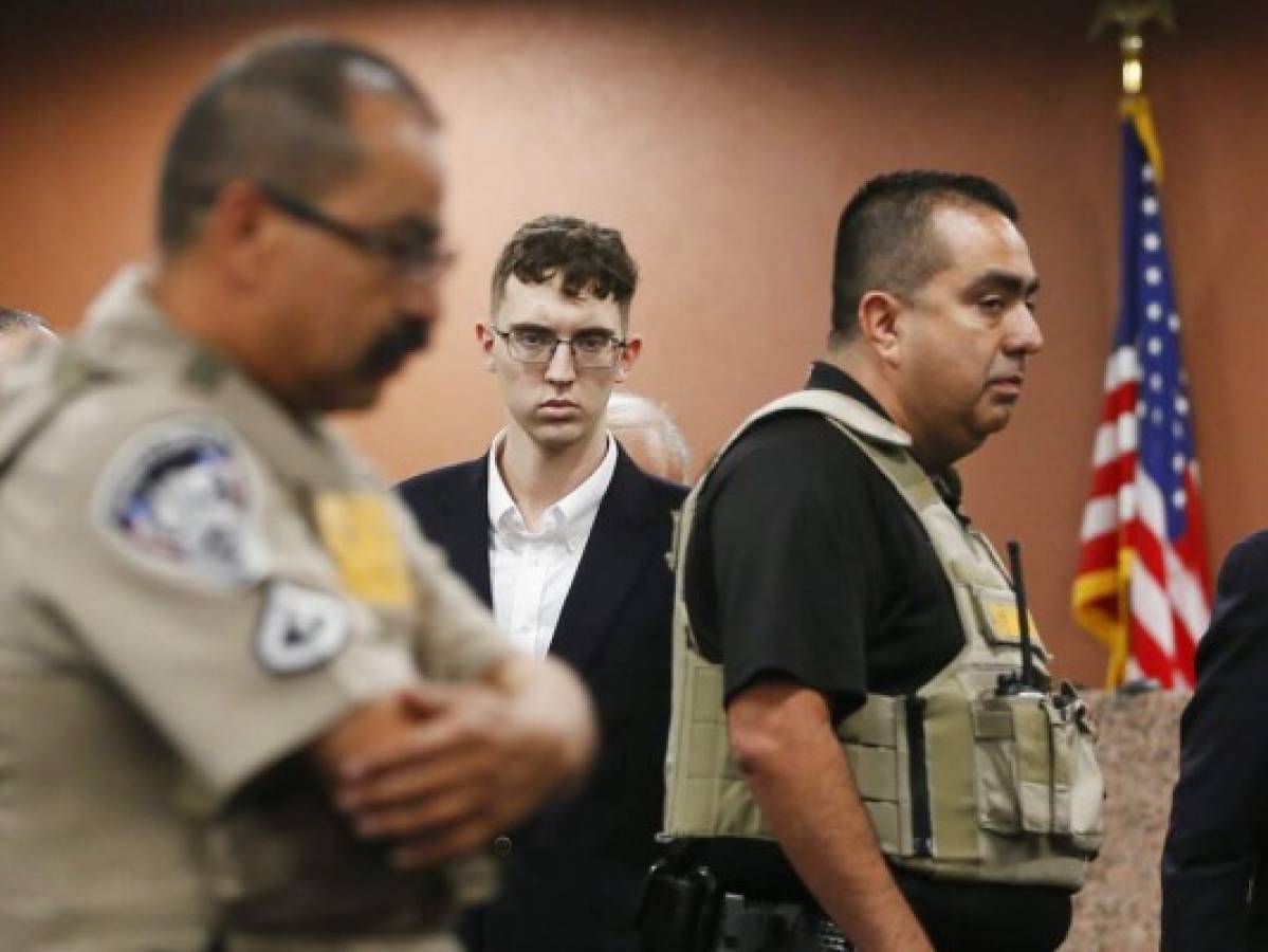 Hombre acusado de masacre contra latinos en El Paso enfrenta juicio