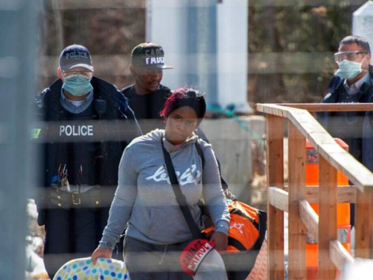 Gobierno de Trump propone negar asilo a gente de países con enfermedades