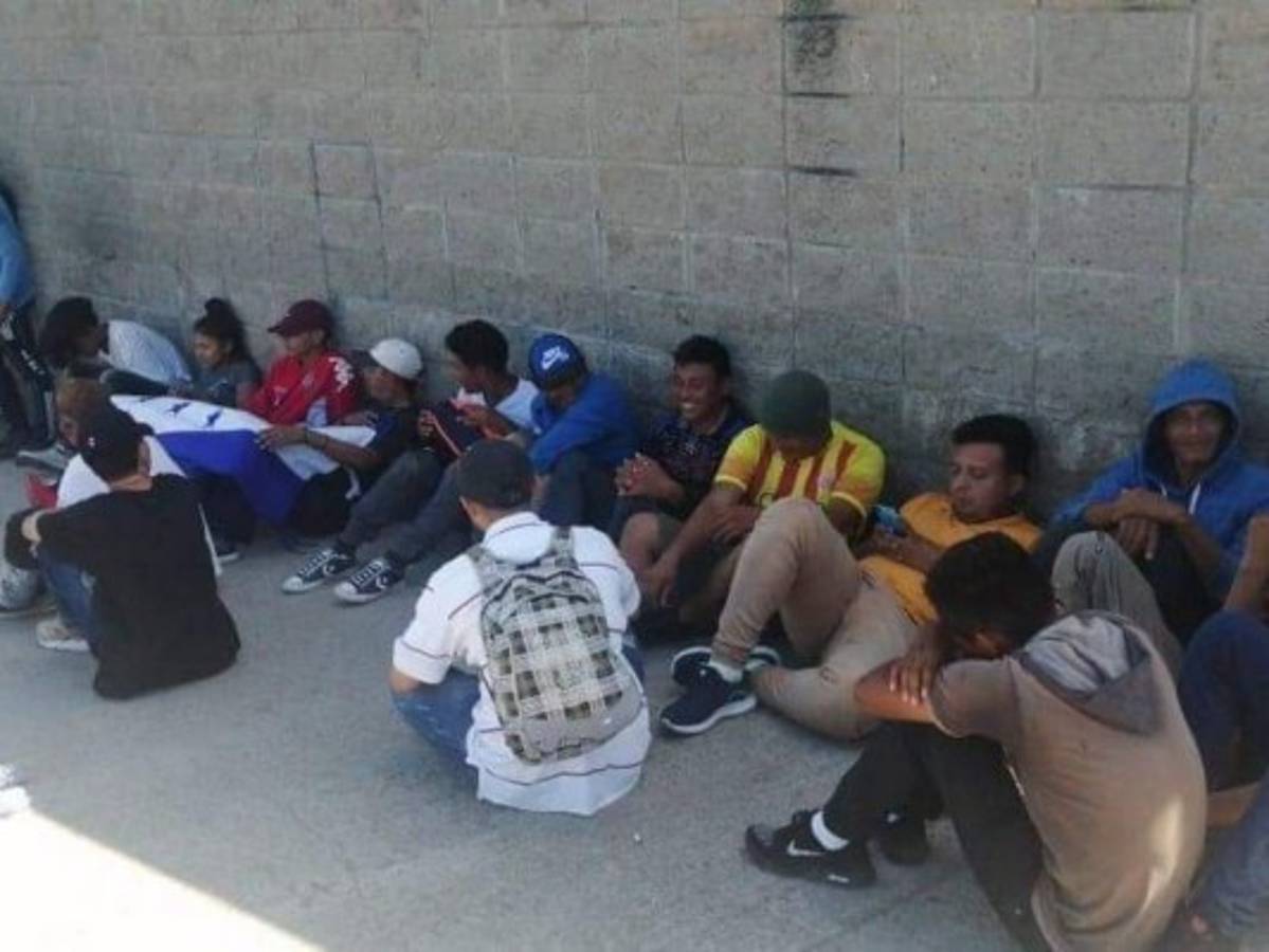 Nueva caravana de migrantes se forma en terminal de San Pedro Sula