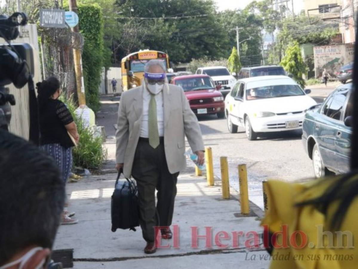 Marco Bográn no se presentó a audiencia; su abogado llegó solo