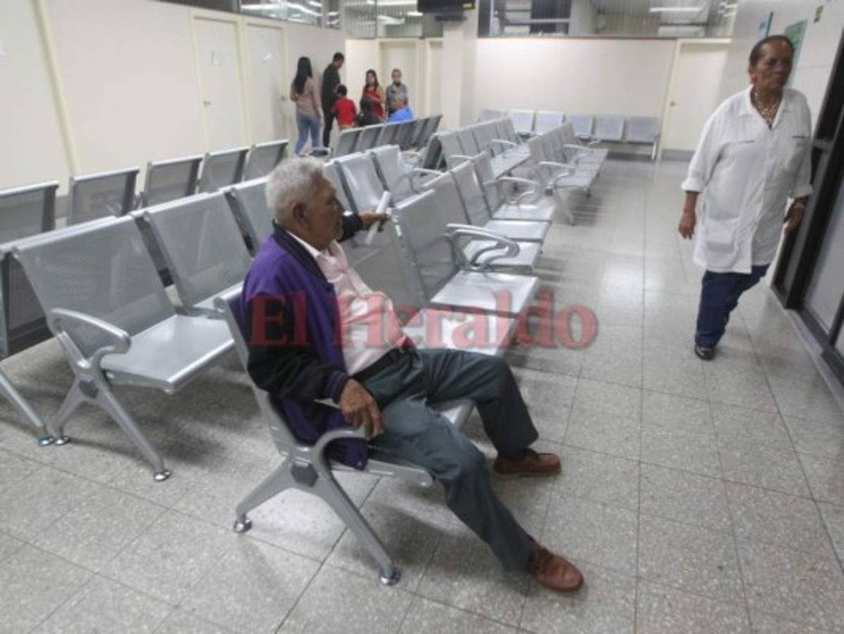 Crisis en el IHSS ya dejó más de 22,000 citas perdidas en Honduras