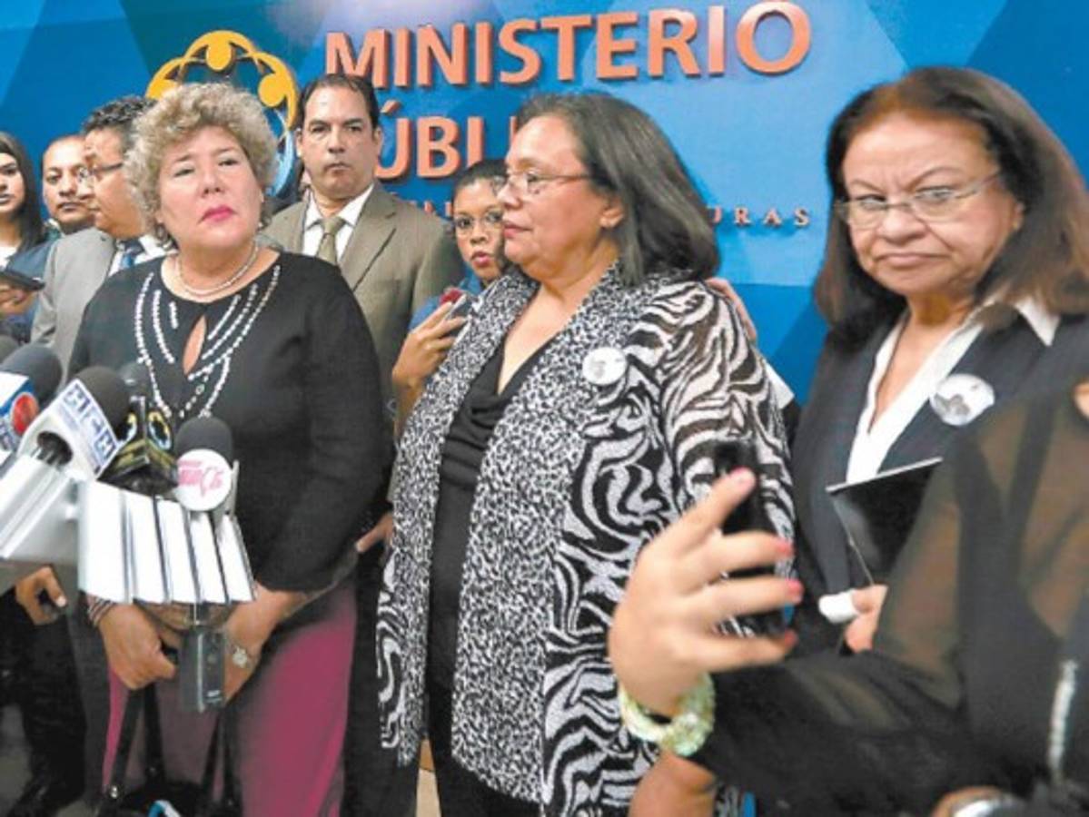 APJ: La Fiscalía se comprometió a presentar los requerimientos contra policías