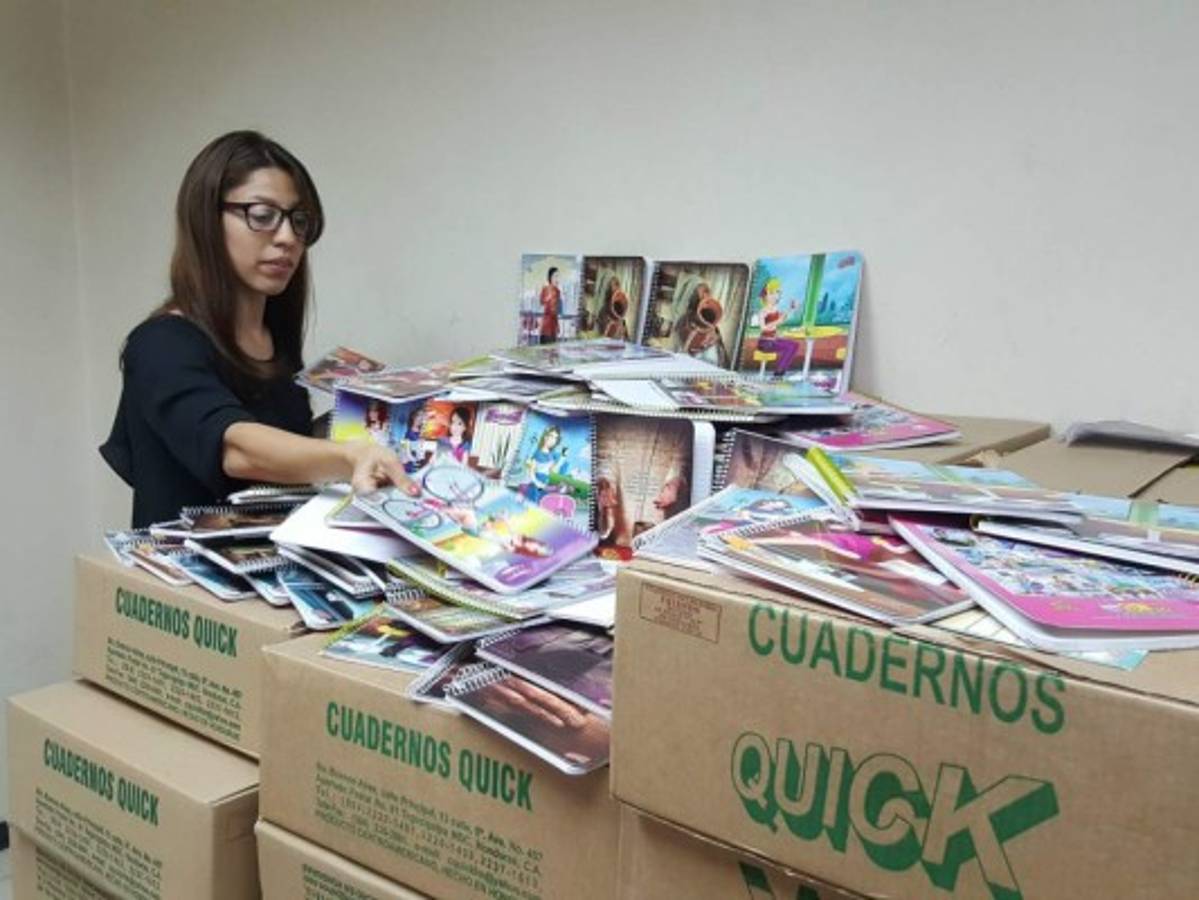 Seis mil cuadernos dona Quick para Maratón del Saber