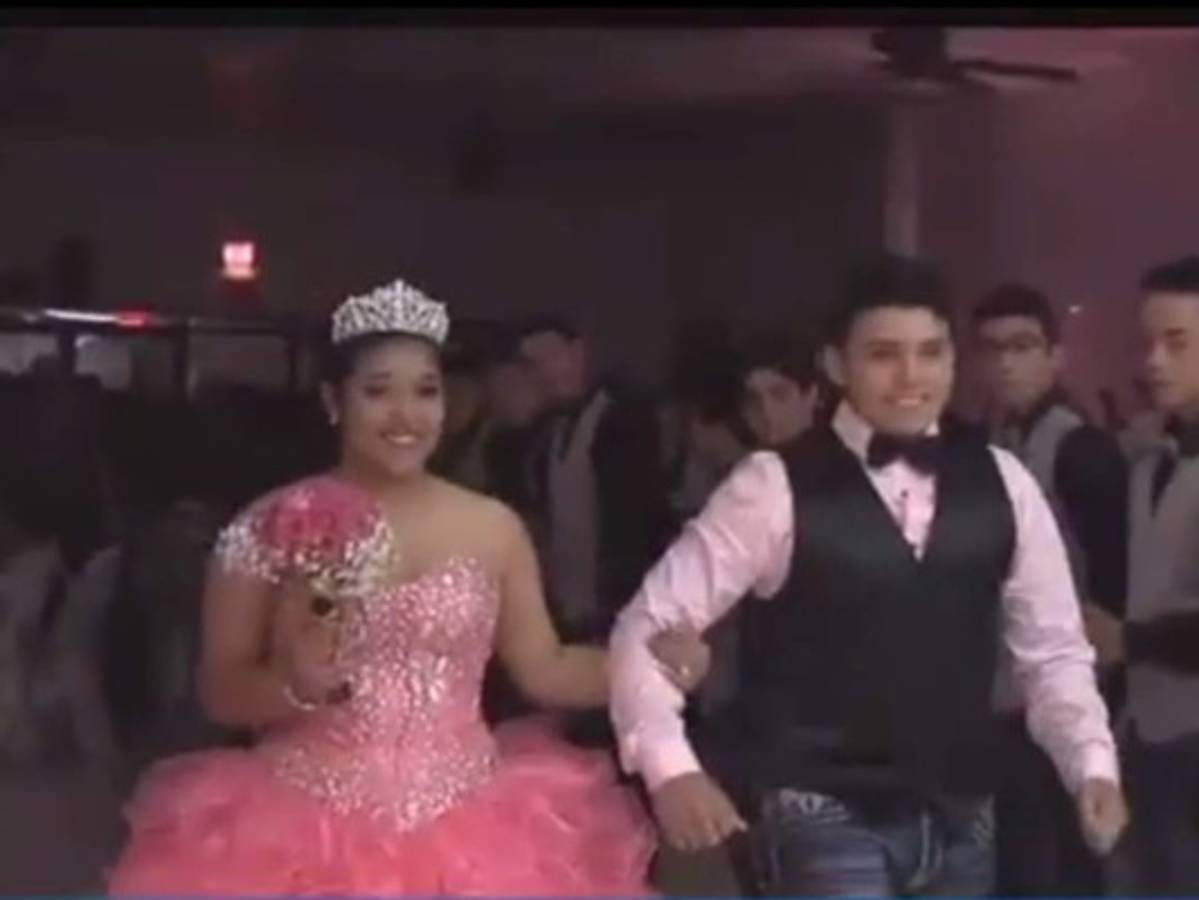 Chica cumple 15 años y sus papás le dan una gran sorpresa