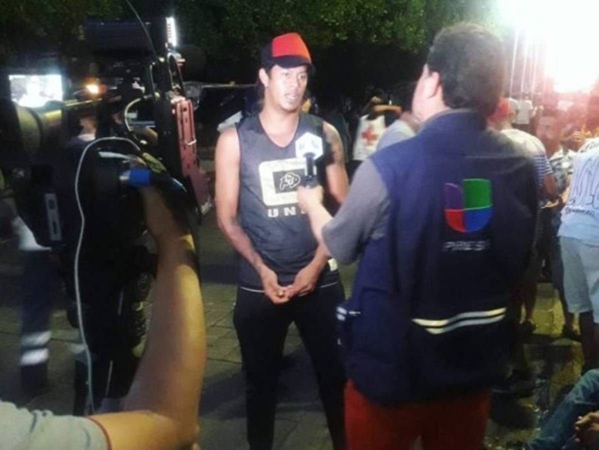 Danny Izaguirre, el futbolista que extiende la mano a la caravana migrante de hondureños