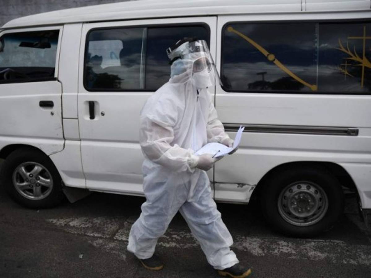 Piden investigar a ministro de Salud de Guatemala por datos de covid-19 