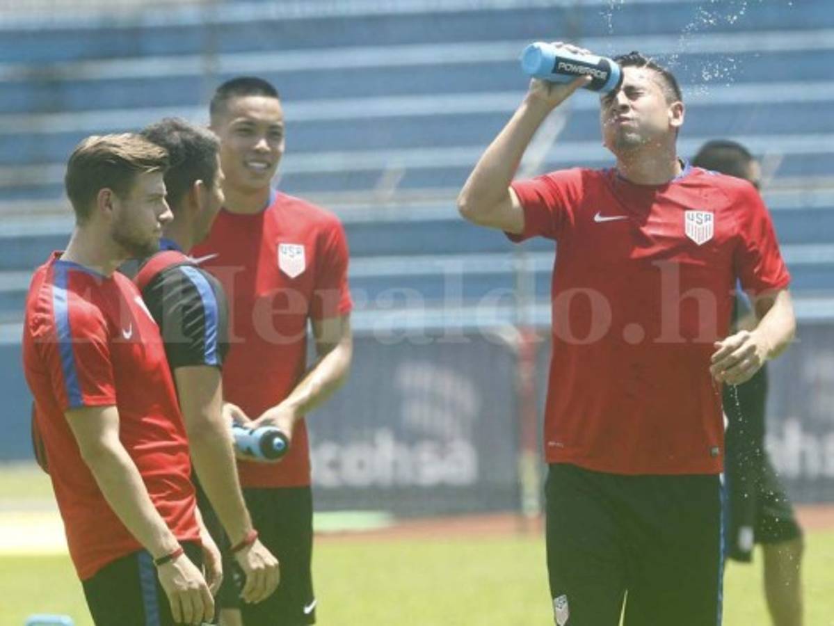 Estados Unidos pisó el Olímpico y sintió en carne propia el calor sampedrano