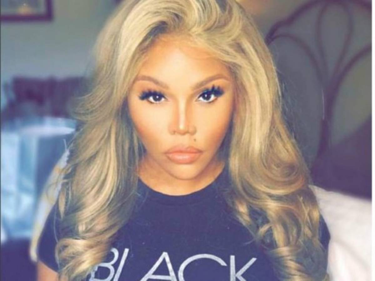 Famosa rapera Lil´Kim irreconocible con su nuevo cambio de imagen