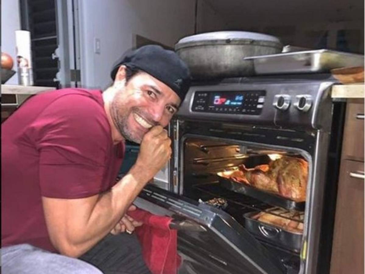 La foto con la que Chayanne enloqueció a sus fans en plena cuarentena