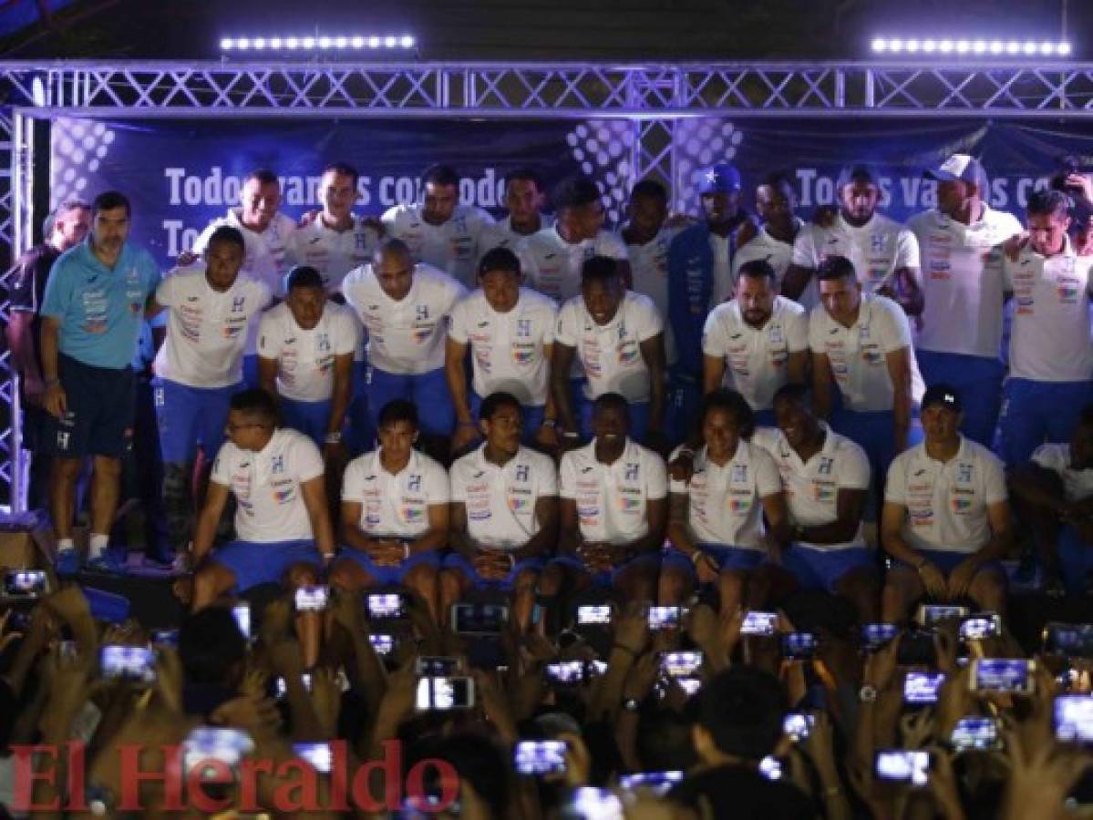 La Selección de Honduras se fortalece con el cariño de los aficionados en Choloma
