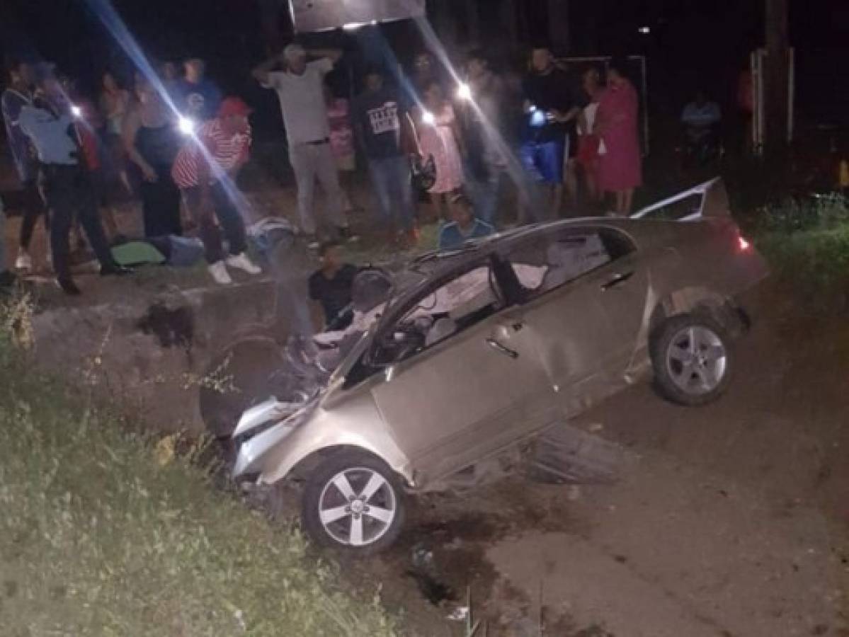 Honduras: Seis muertos y dos heridos deja accidente de tránsito en El Porvenir