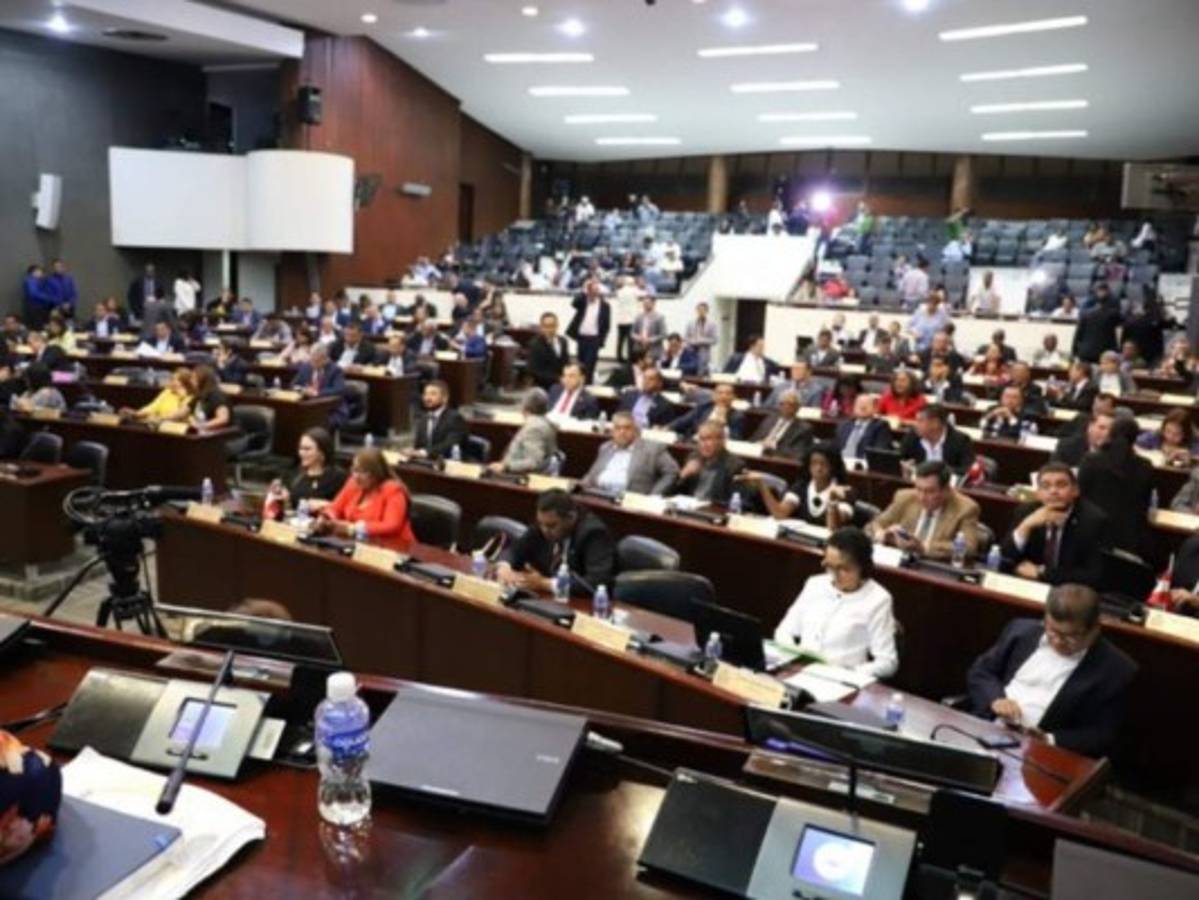 Piden para mayo de 2021 vigencia del Código Penal