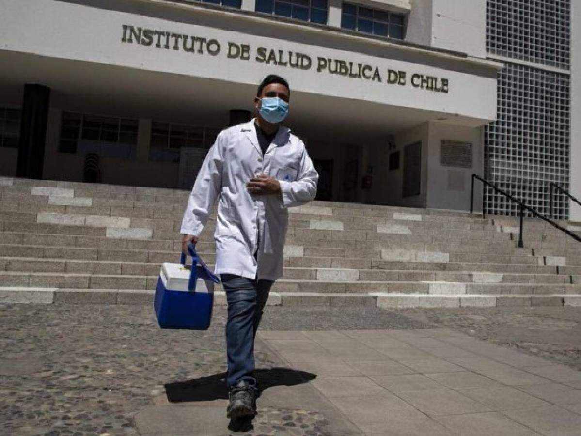 Autorizan el uso de la vacuna de Pfizer contra el covid en Chile