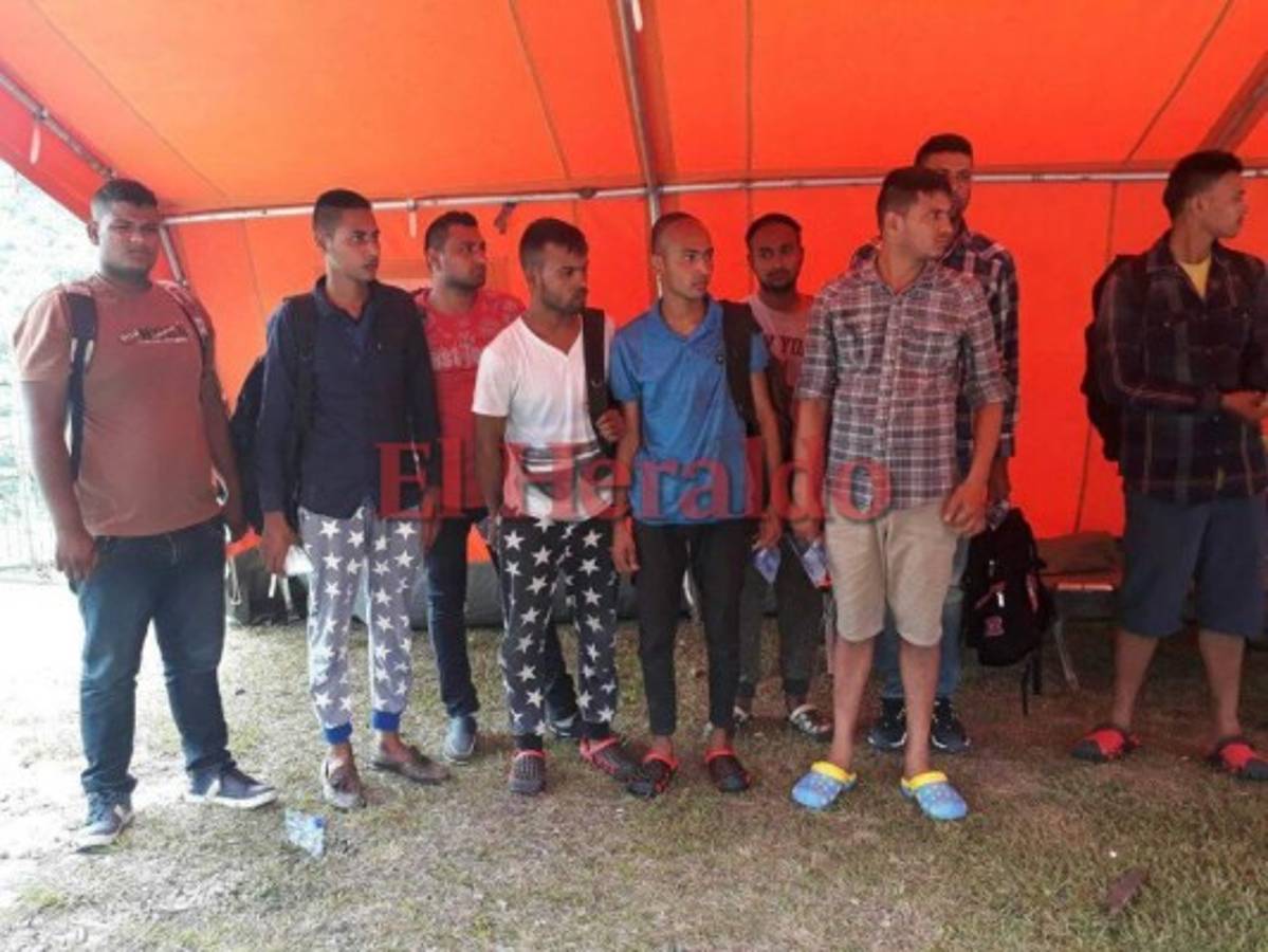 Detienen a 14 extranjeros procedentes de India y Ecuador en Tegucigalpa
