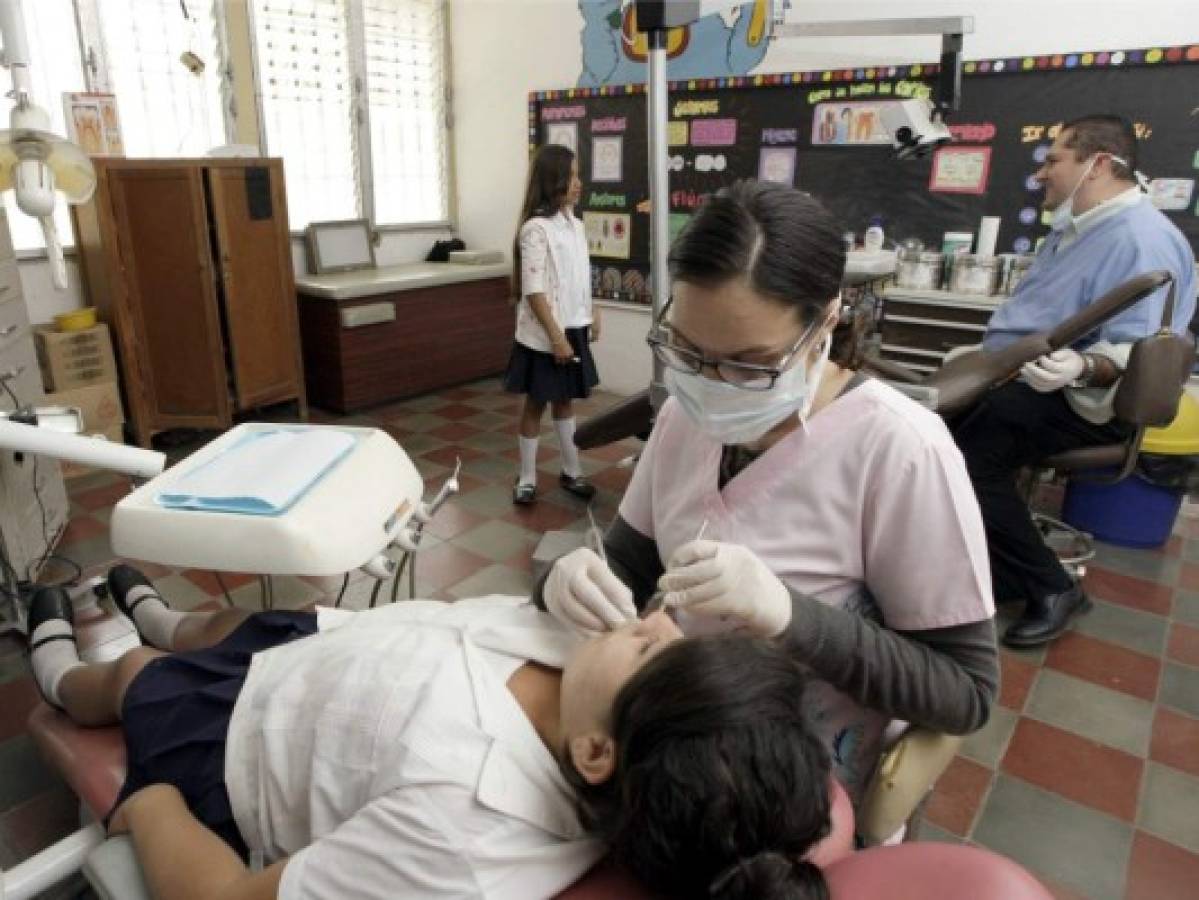 La clínica Nilda Anariba brinda asistencia a los niños de la Escuela Esteban Mendoza.Foto: Alejandro Amador/El Heraldo