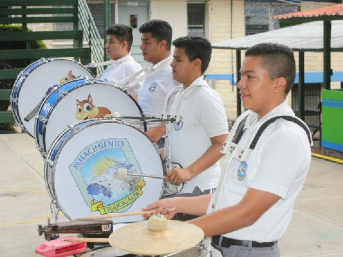 Más de 80 institutos esperan que participen en los desfiles en la capital de Honduras