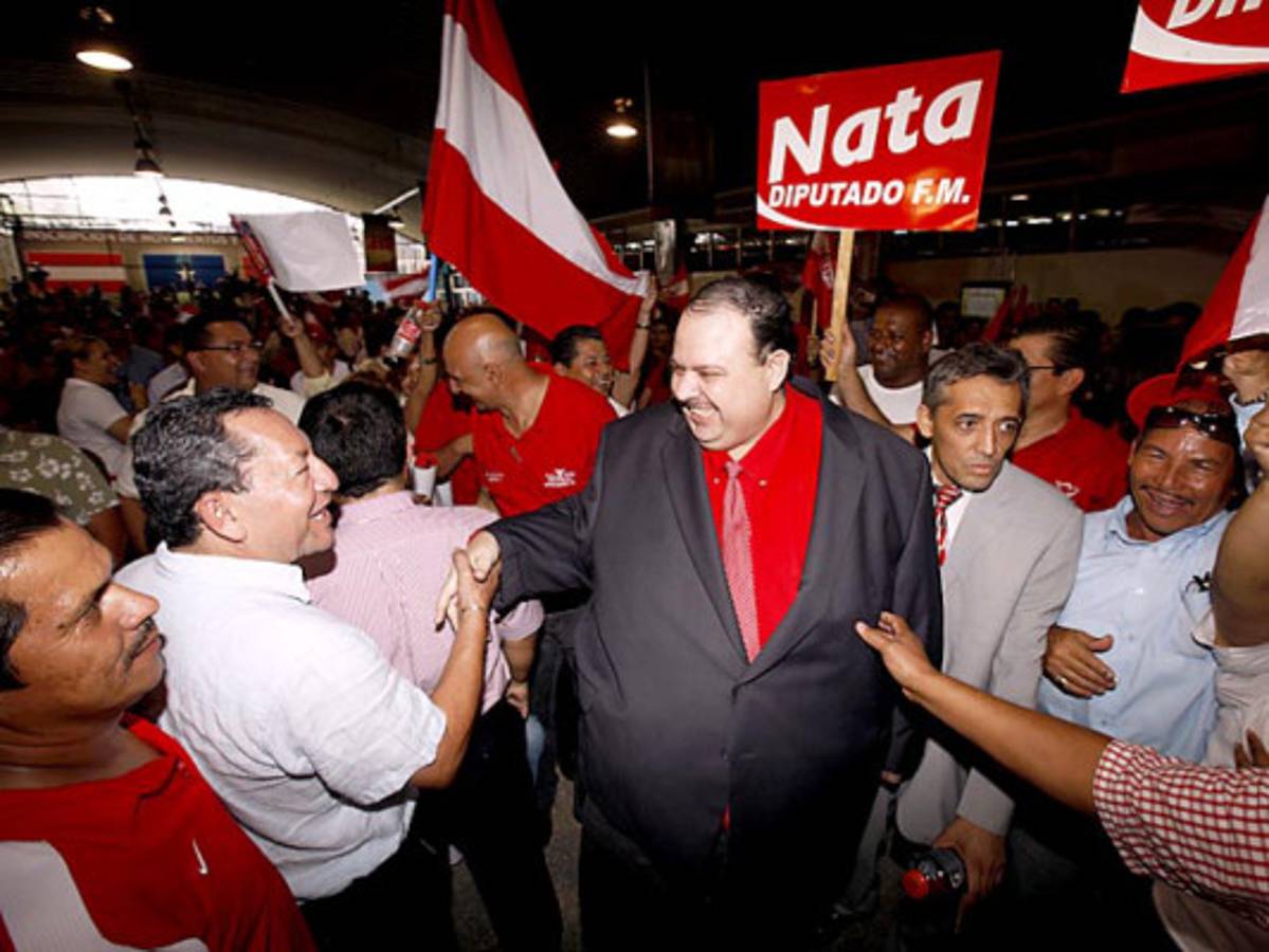 TSE realiza el sorteo de papeletas electorales