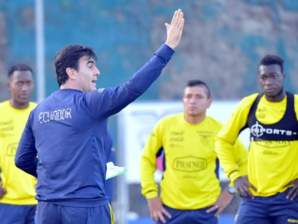 Un lesionado Ecuador y Uruguay con Cavani por el liderazgo de la clasificatoria
