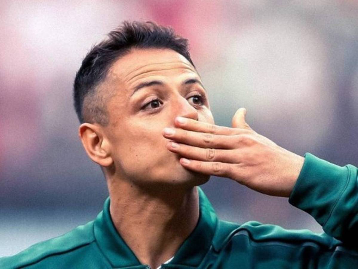 'Chicharito' supera a su ex, Andrea Duro, y se deja inspirar por guapa modelo Lorena Alvarado