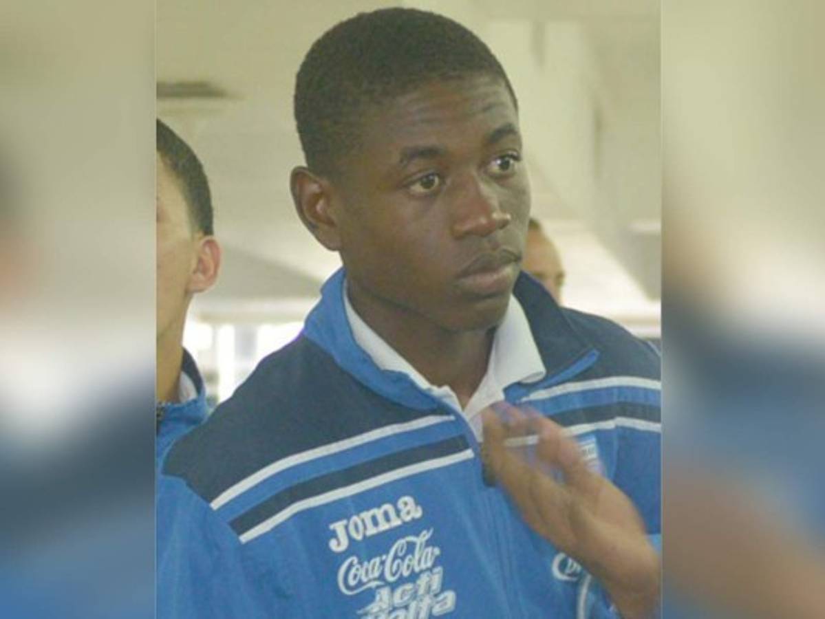 Juvenil hondureño Wesly Decas se probará con el Liverpool en Inglaterra