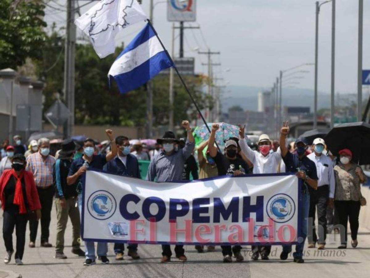 Magisterio a protestas por reforma que impulsa el Congreso Nacional