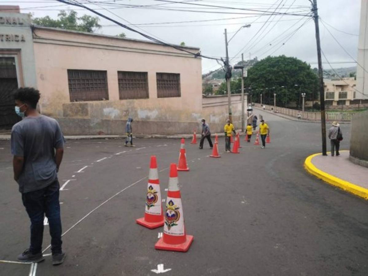 Habilitan doble vía en el puente Mallol de la capital de Honduras