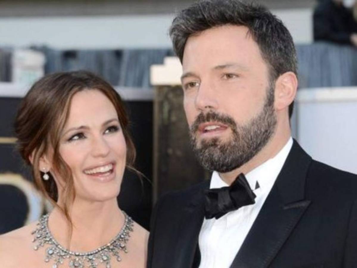Ben Affleck deja de lado a 'Bennifer' y envía cariñoso mensaje a su ex