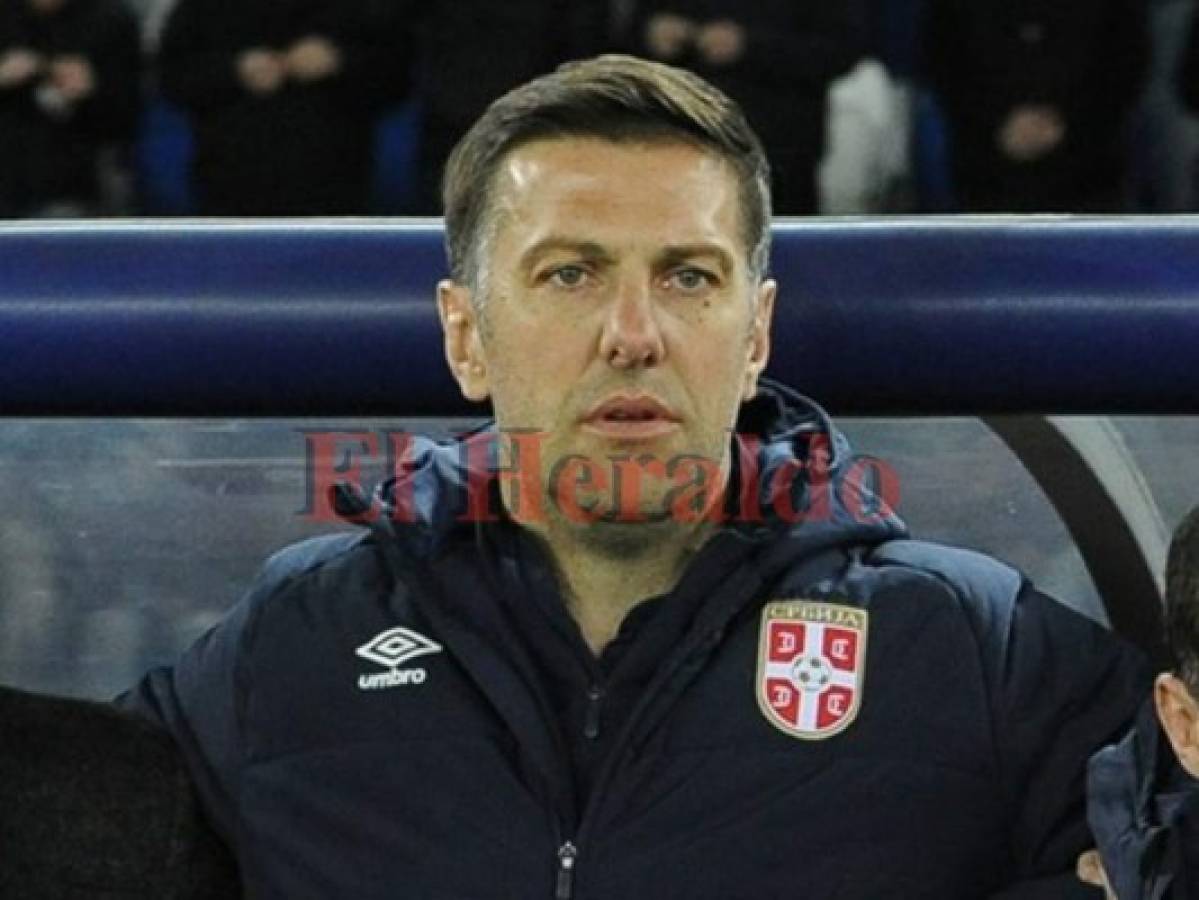 Mladen Krstajic dirigirá la selección serbia en Rusia-2018