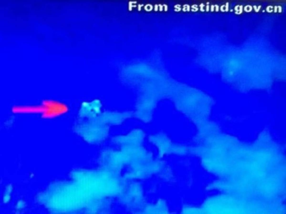Satélite habría ubicado restos del avión desaparecido de Malaysia Airlines