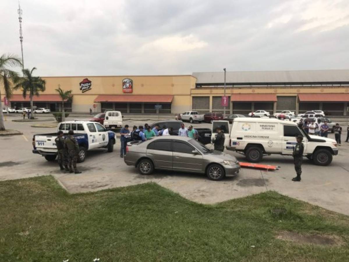 En extrañas condiciones hallan a pareja muerta dentro de vehículo en la Terminal Metropolitana de San Pedro Sula