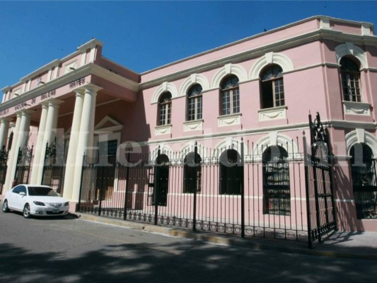 Las 'bellas artes' se caen a pedazos en Honduras