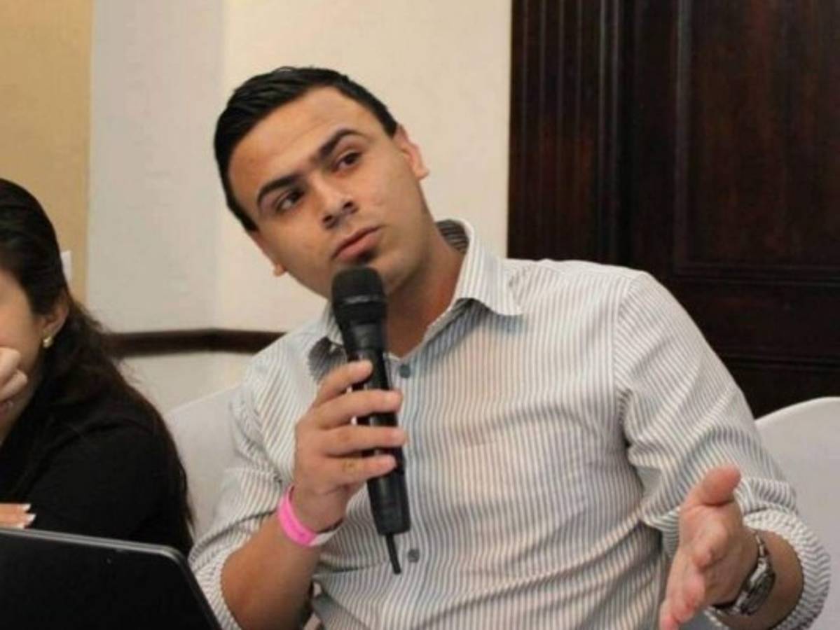 Hondureño participará en campeonato de oratoria en los Estados Unidos