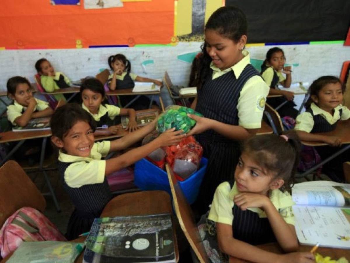 Más de 6,000 niños buscan alcanzar la medalla verde en la capital