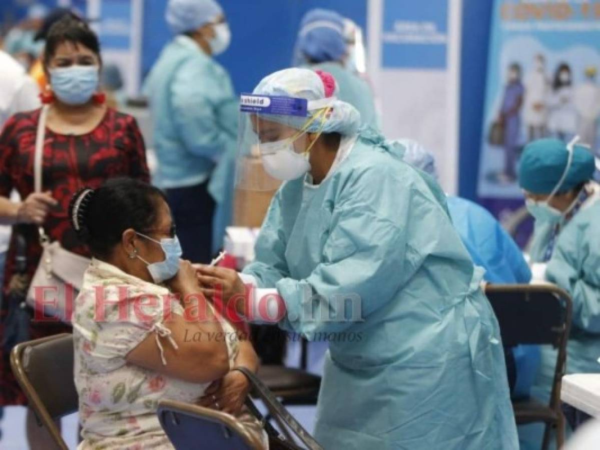Cruce de vacunas anticovid: ¿Una esperanza para Honduras?
