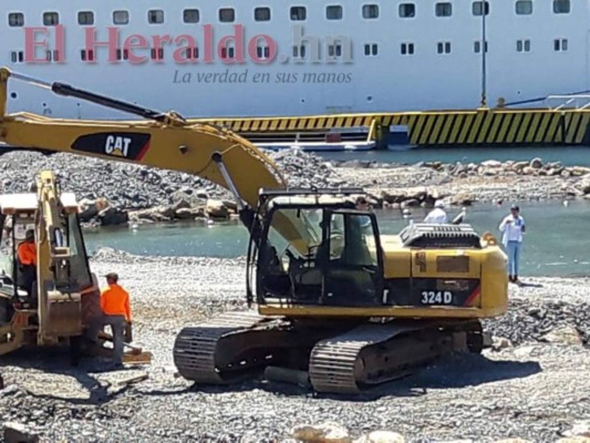 Fiscalía inspecciona obras de ampliación del muelle de cruceros de Roatán