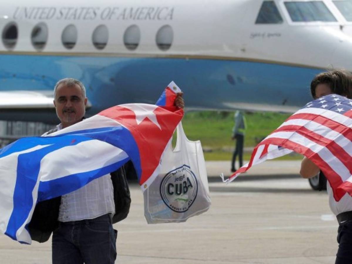 EEUU anuncia suspensión de vuelos privados hacia Cuba