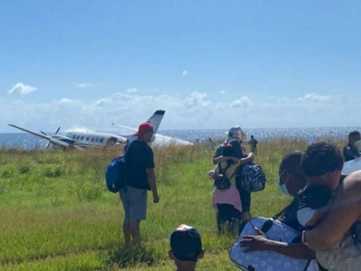 'Ay, mi cabeza', 'no, no, no': revelan video de accidente de avión en Roatán  