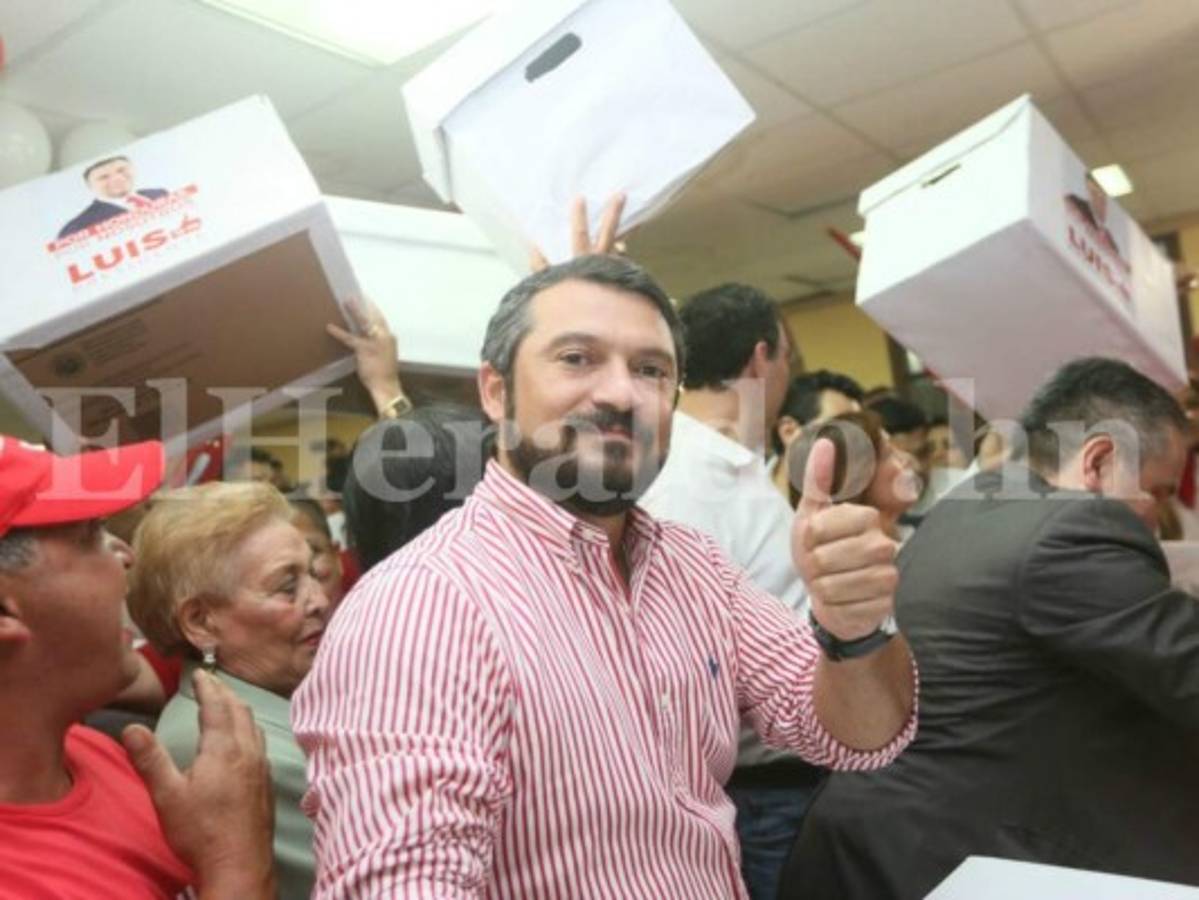 Movimientos de partidos políticos entregaron planillas para votaciones internas