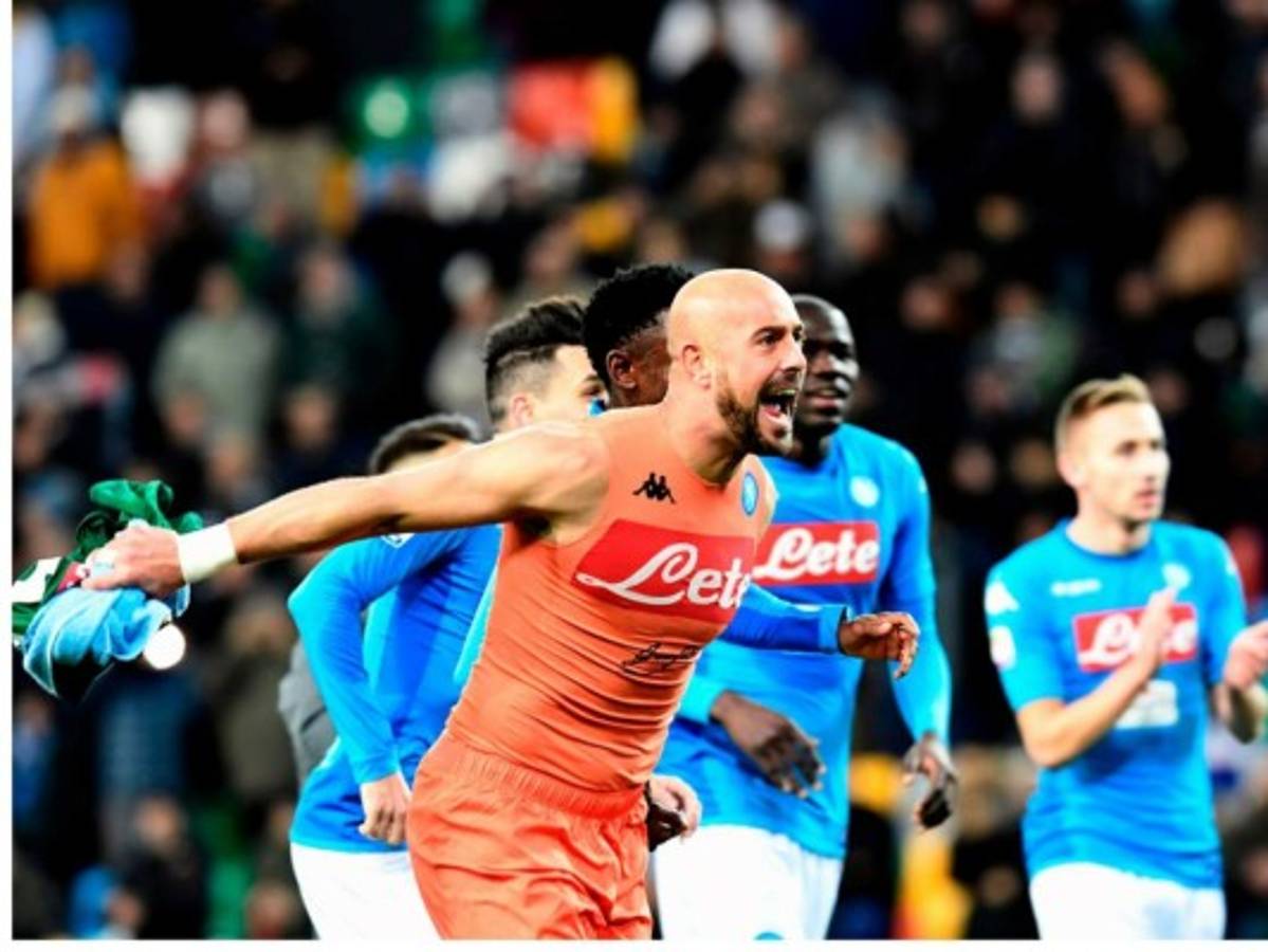 Nápoli mantiene liderato de la Serie A