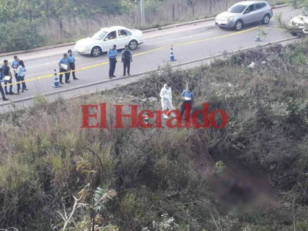 Los cuerpos de dos mujeres fueron encontrados en la carretera hacia Danlí, El Paraíso. (Fotos: Estalin Irías / EL HERALDO)