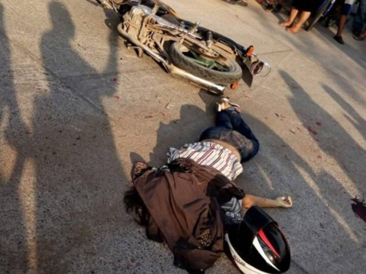 Un muerto y dos heridos deja accidente entre motocicleta y volqueta en Choluteca