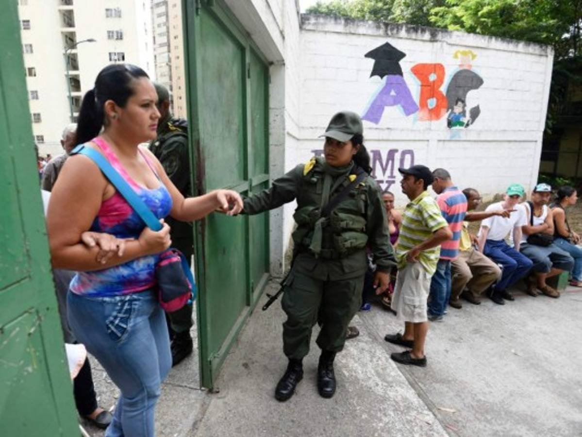 Brotes de violencia durante elección de polémica Constituyente ya deja dos muertos