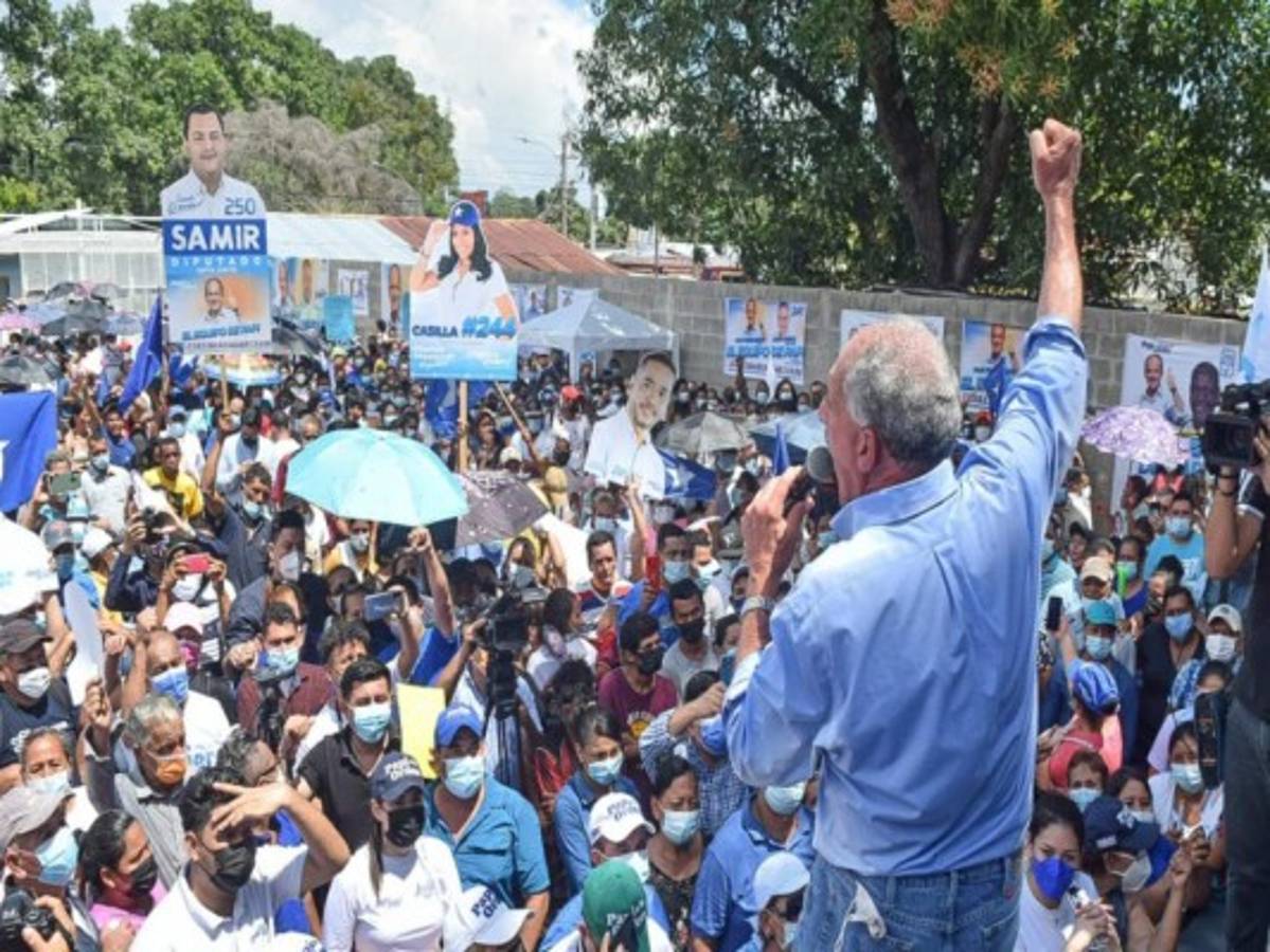 Candidatos a la presidencia salieron en busca de votos por toda Honduras (Fotos)  