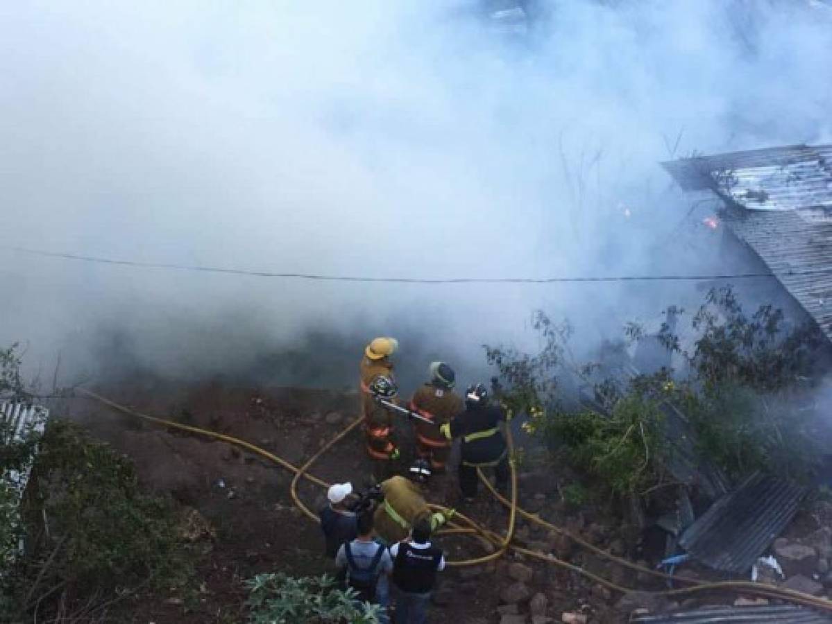 12 viviendas toman fuego en las inmediaciones del estadio Nacional de Tegucigalpa