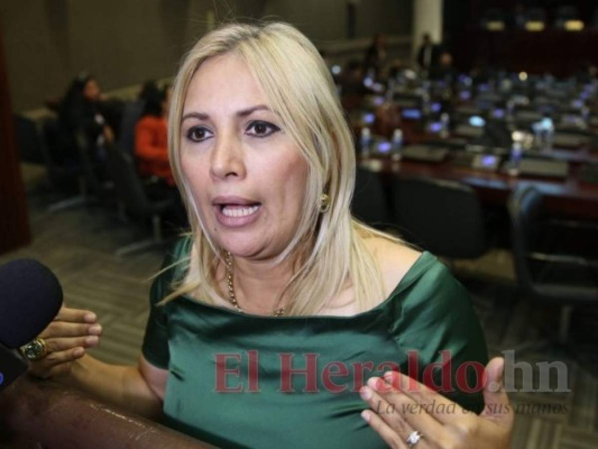 La congresista Sara Medina, acusada por falsificación de documentos públicos y señalada en la lista Engel, es la principal beneficiada. Foto: El Heraldo