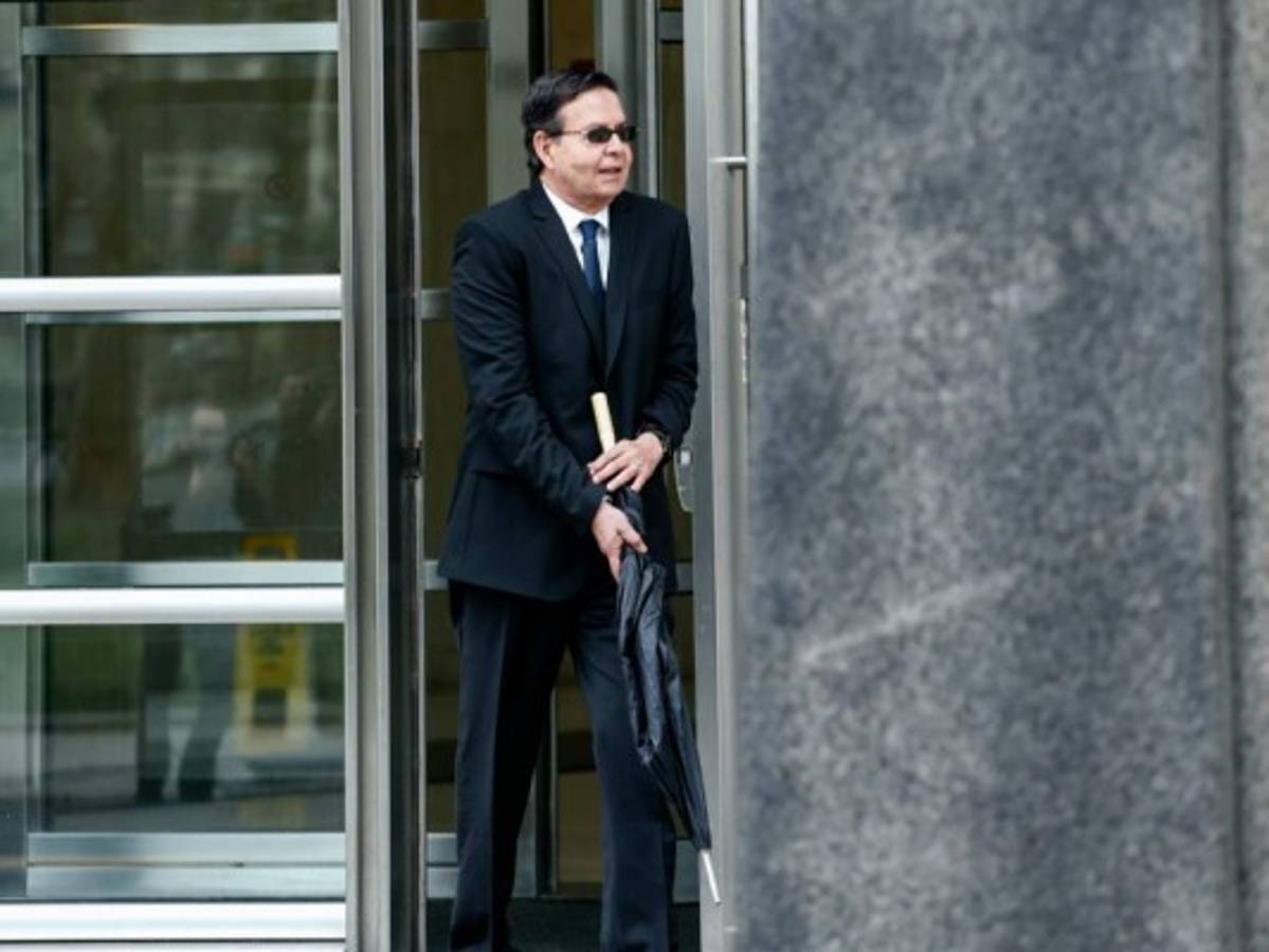 Juez de EEUU flexibiliza arresto domicilario de expresidente Rafael Leonardo Callejas