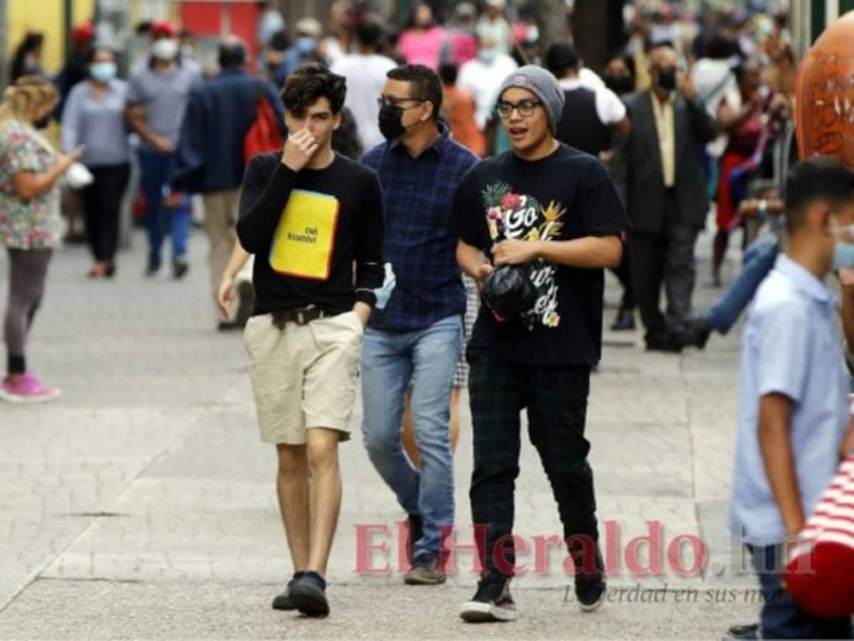 Recomiendan reforzar medidas contra el covid-19 en la capital