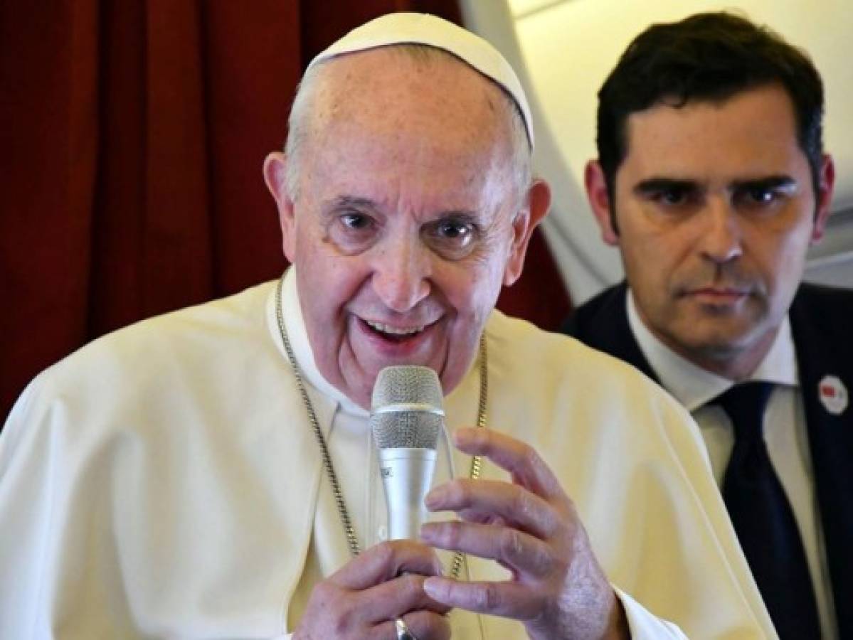 El papa Francisco pide a los peluqueros que eviten los chismes
