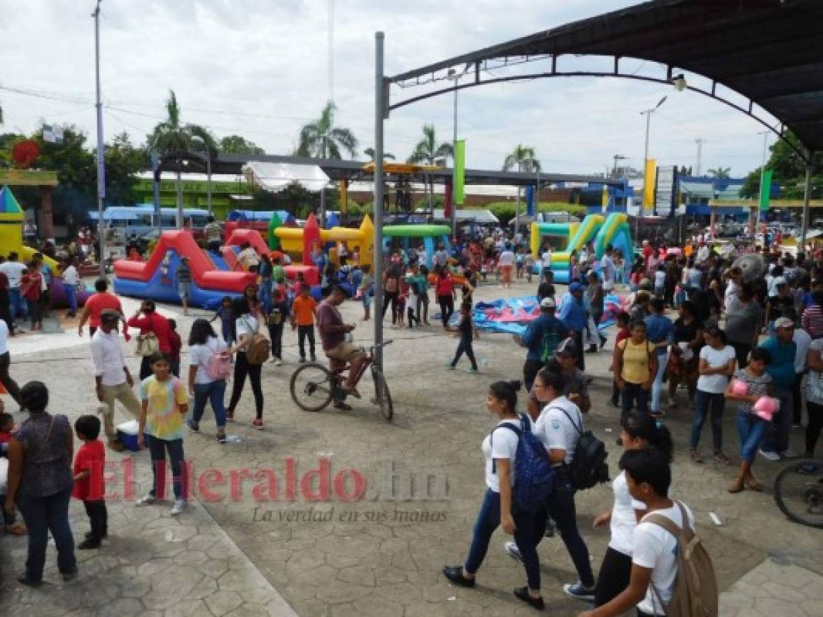 Mariachis le cantan a Choluteca en sus 174 años de fundación